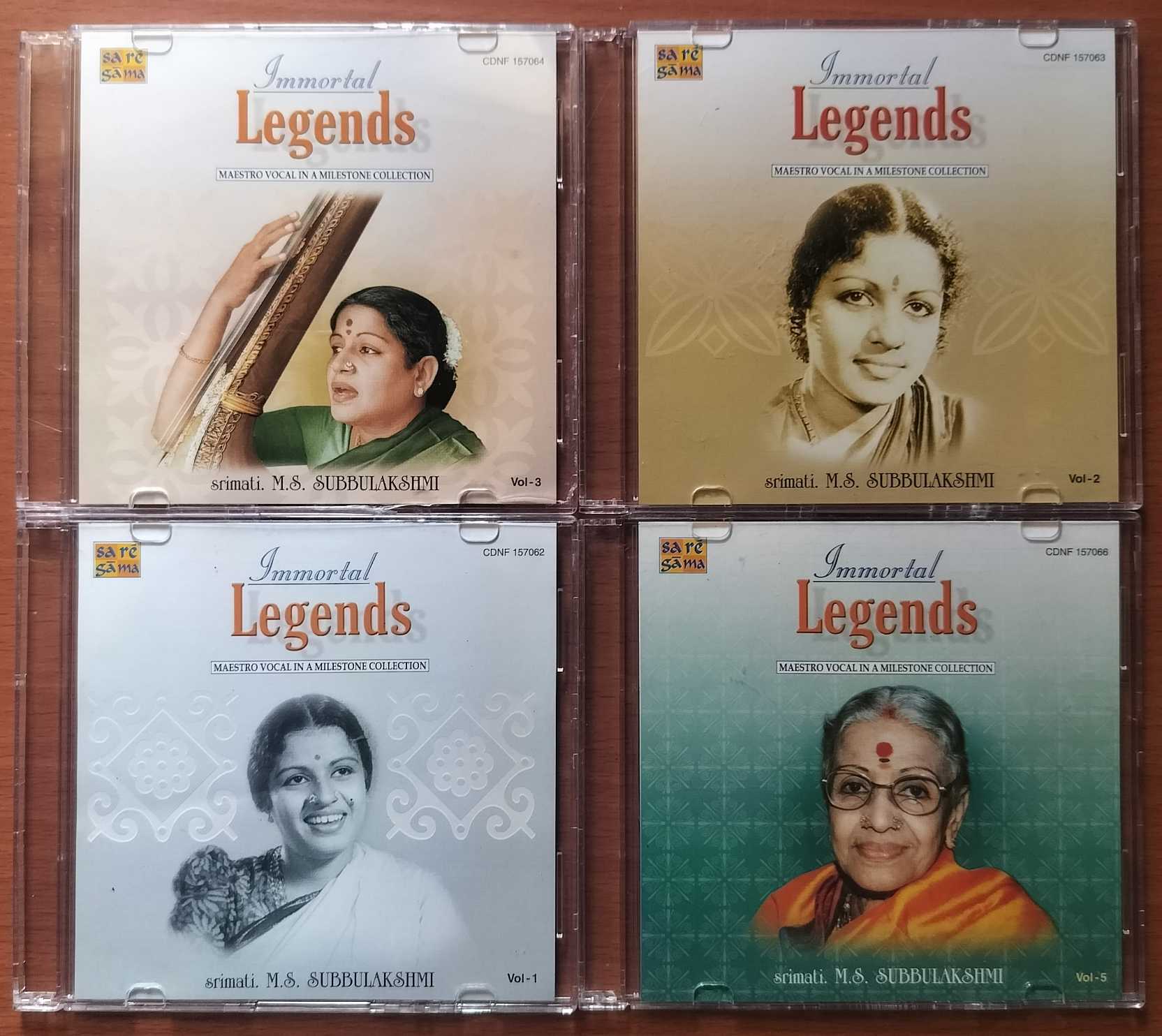 IMMORTAL LEGENDS MAESTRO VOCAL IN A MILESTONE COLLECTION - M.S. Subbulakshmi Premium Edition 5CD Pack Audio Cd - Image 2